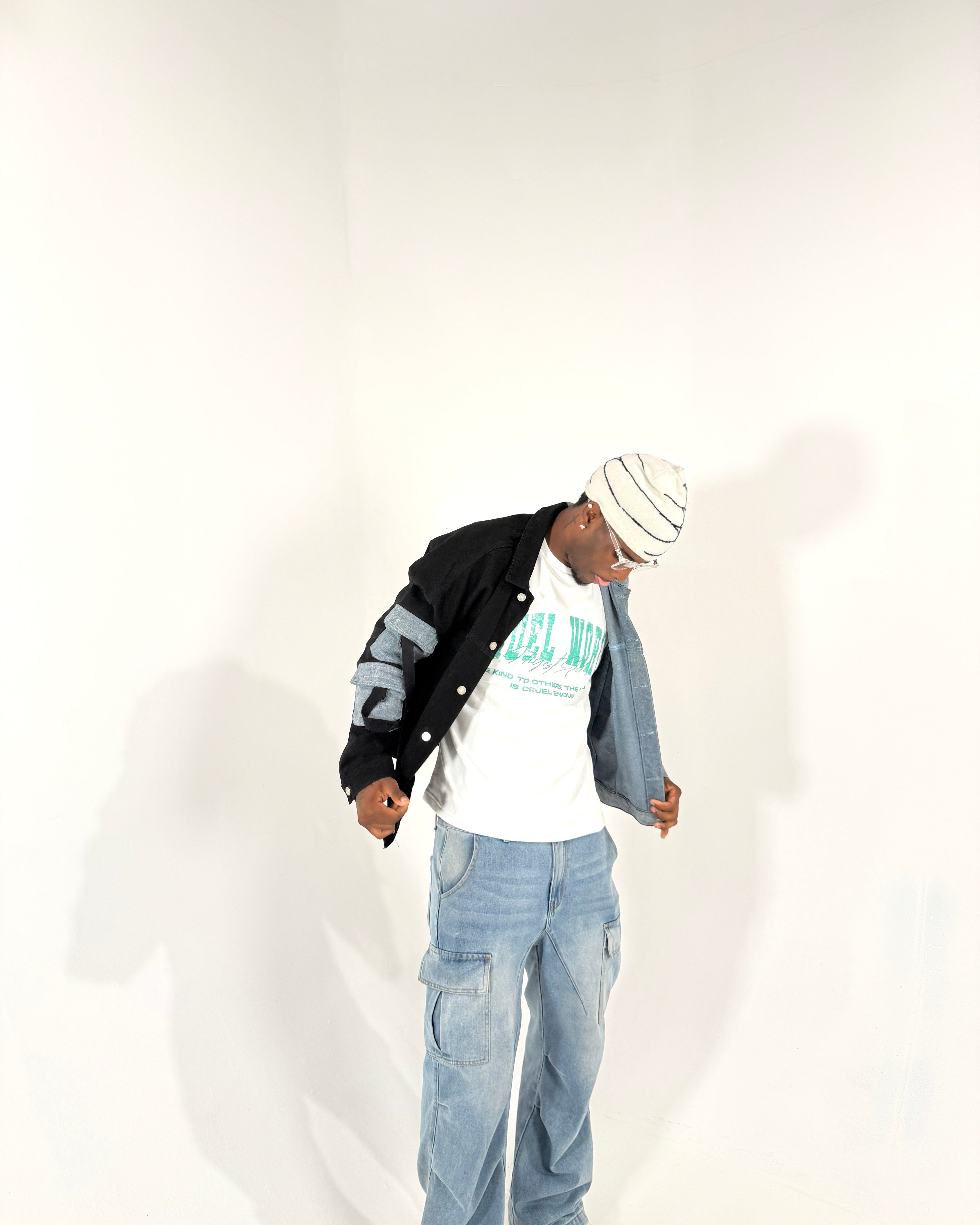 "CRUEL WORLD" WHITE T-SHIRT (HIYEST)